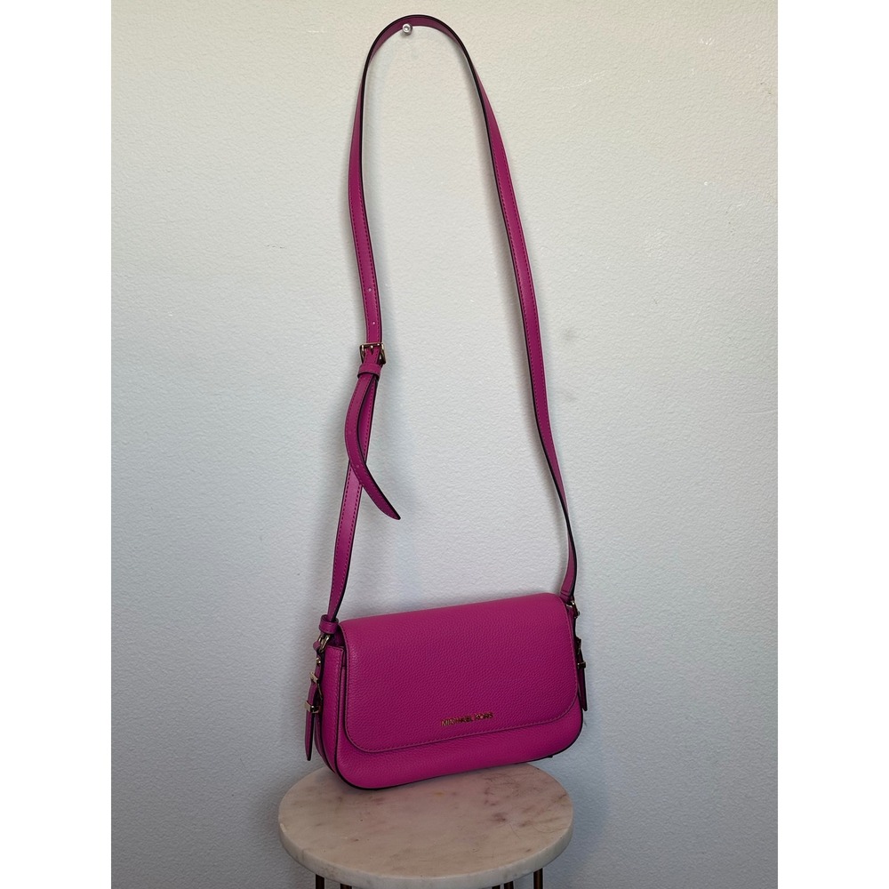 Michael Kors Pink Pebbled Leather Flap Crossbody Bag Gold Hardware - Picture 2 of 9